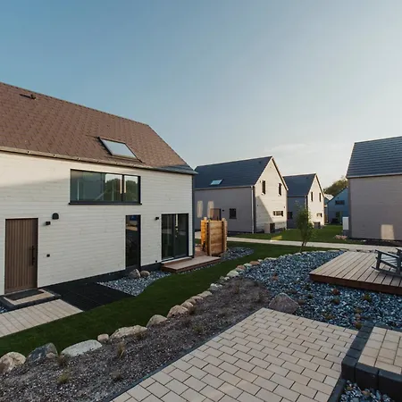 Ferienhaus Neu Rügen Resørt Großzügige, Gemütliche Doppelhaushälfte Björn Mit Terrasse